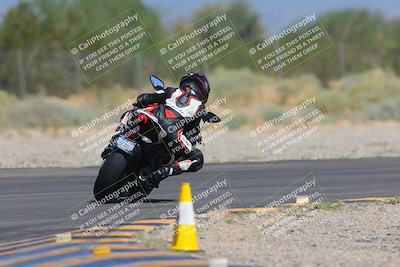 media/Sep-25-2023-Moto Forza (Mon) [[81ffa65e0a]]/B-C Group/Session 4 (Turn 2 Backside)/